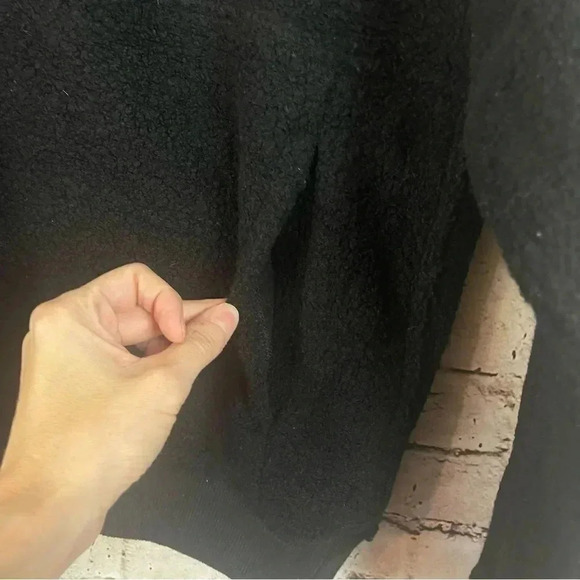 Outdoor Voices Womens XS MegaFleece 1/4 Zip Hoodie Sweatshirt Pockets Black Wool - Picture 6 of 10